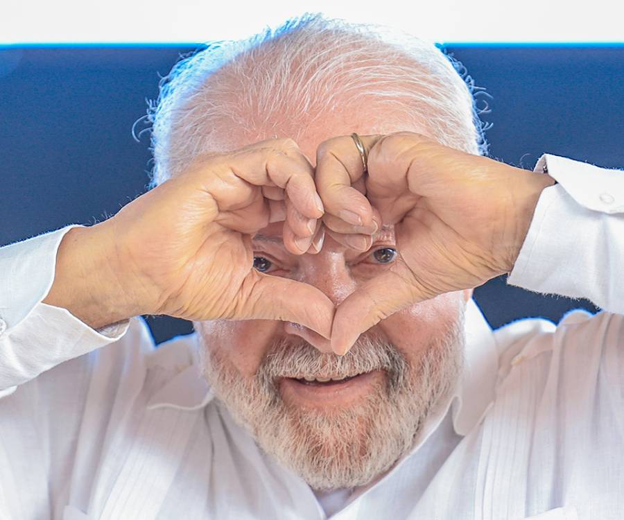 Lula anuncia una inversión millonaria para construir diez nuevas universidades
