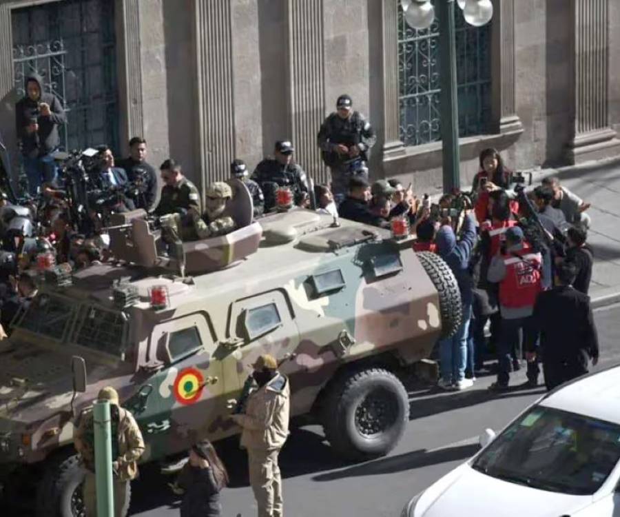 Levantamiento militar en Bolivia: el comandante general del Ejército amenazó con 