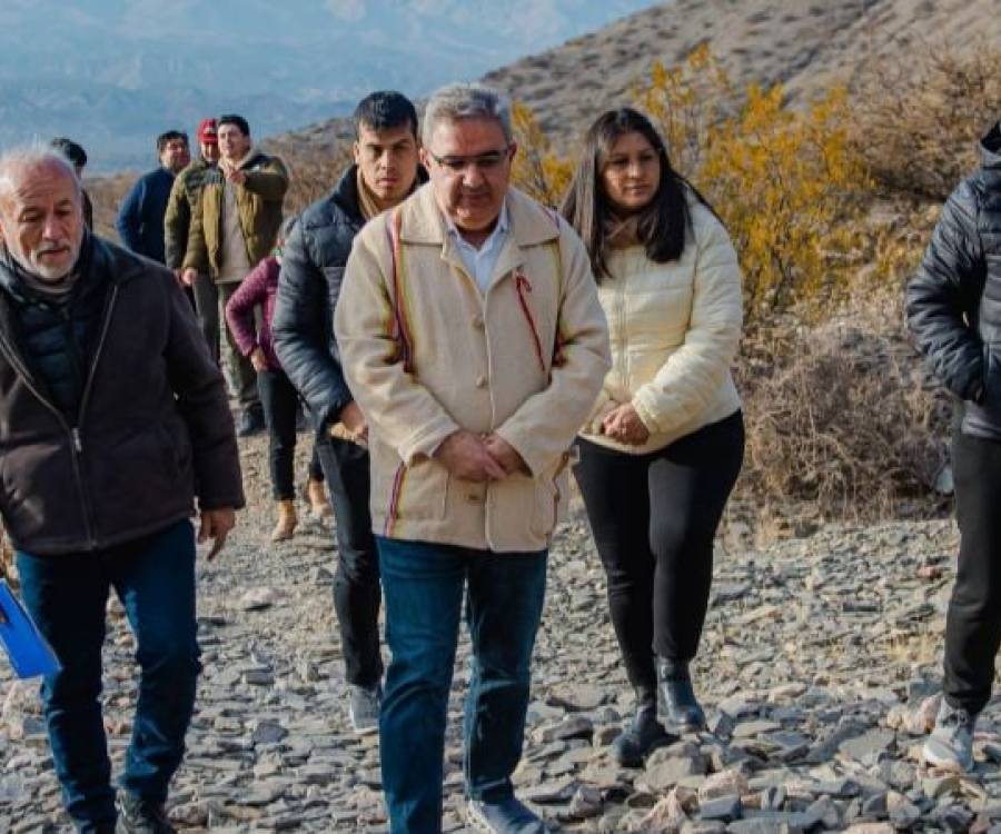 Promueven poner el valor el sitio arqueológico de Rincón Chico en Santa María