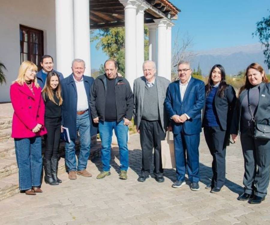 Raúl recibió al presidente del Grupo ARCOR