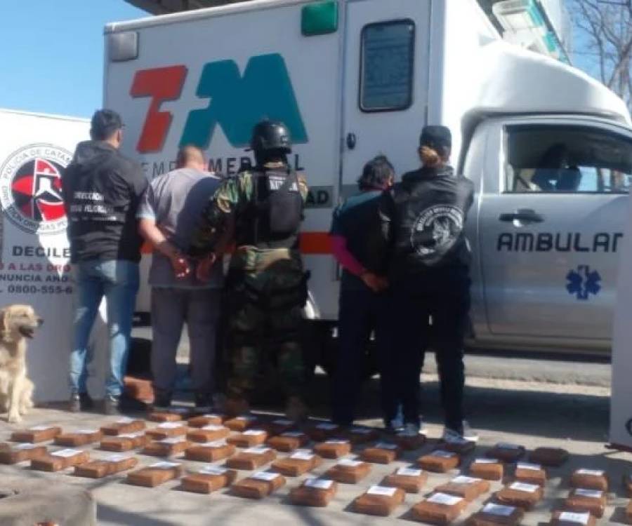 Golpe al narcotráfico: transportaban 54 kilos de cocaína pura en una ambulancia