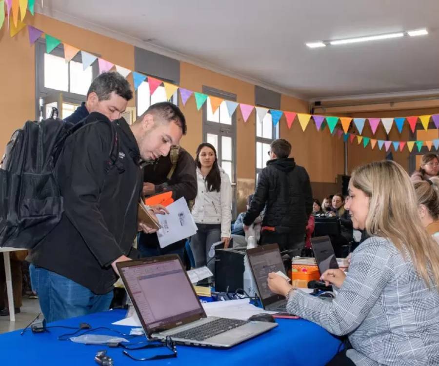 Reubican docentes en el Centro Tecnológico