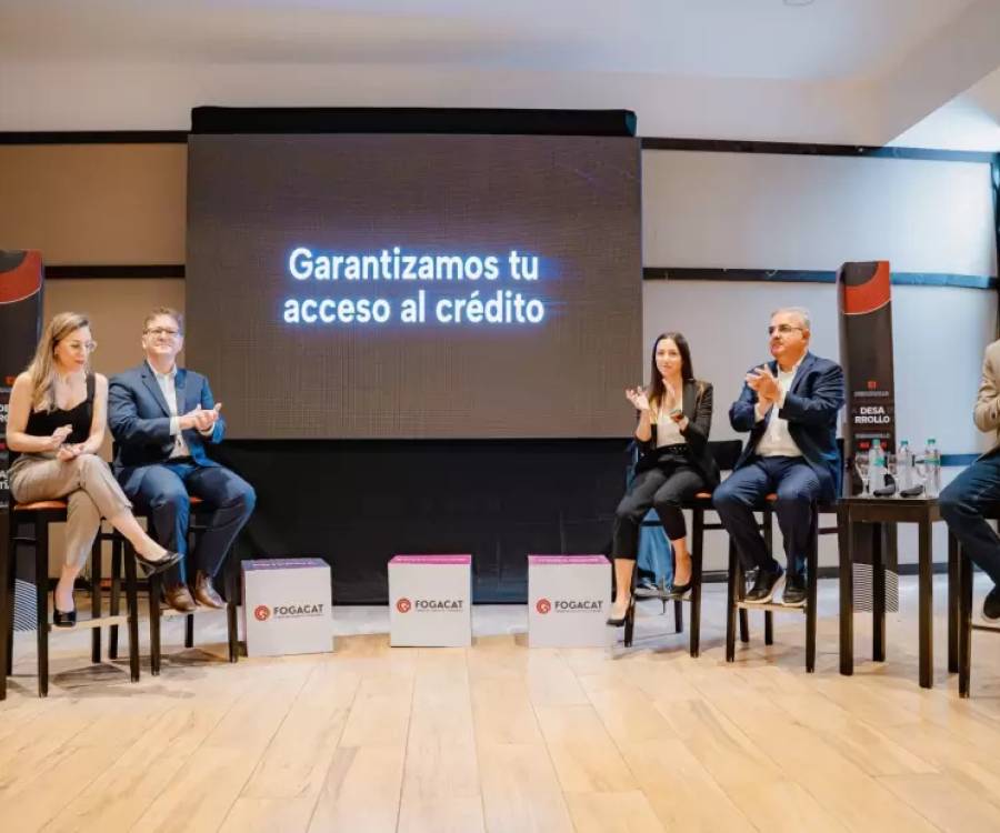 Más de 140 PyMEs y emprendimientos participaron de la jornada de FOGACAT en el Mercado de Capitales