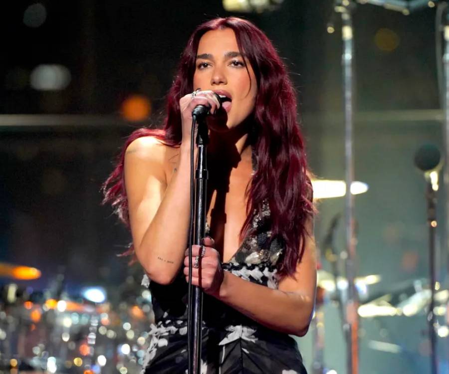 Dua Lipa sorprendió otra vez a sus fans al cantar un clásico de Miranda! y desató la euforia