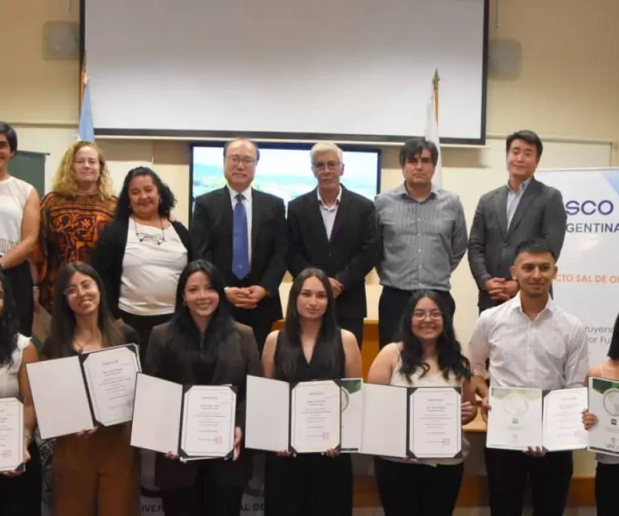 10 estudiantes de la UNCA fueron seleccionados como beneficiarios de la Beca para Universidades Globales POSCO 2025