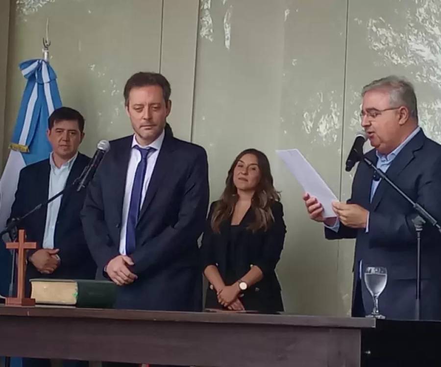 Alberto Natella y Lucas Póliche juraron como ministros de Gobierno y Transporte