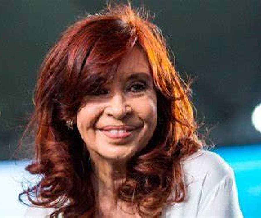 Cristina Kirchner continúa internada con evolución lenta tras la cirugía abdominal