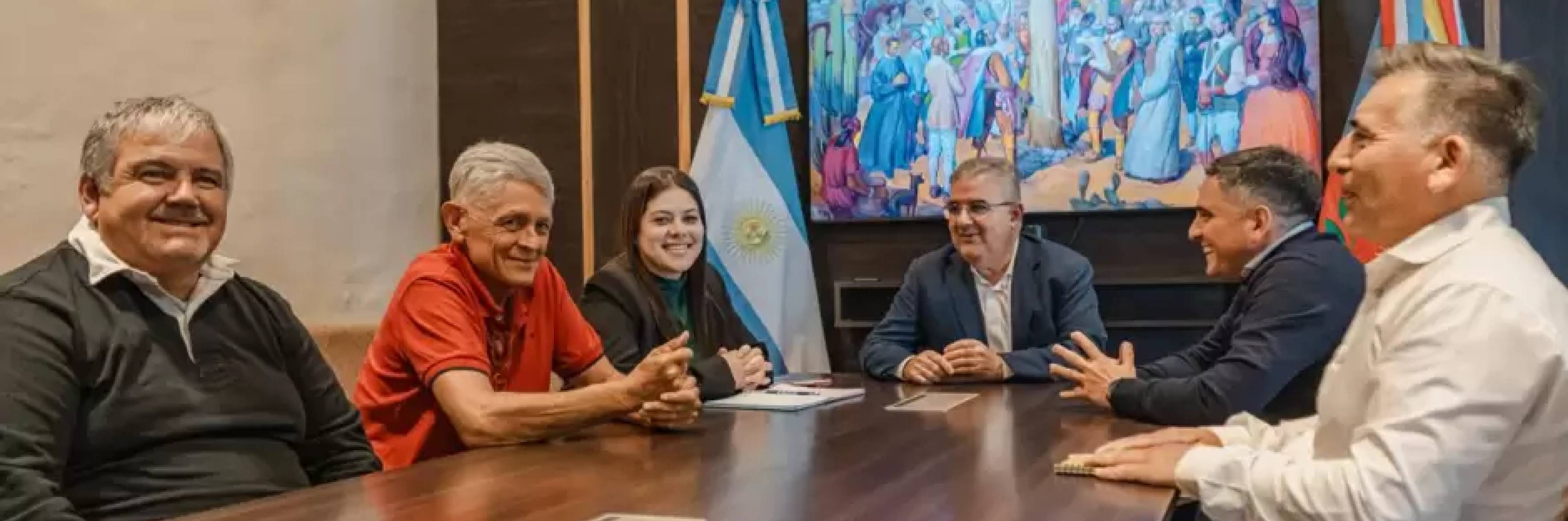 Jalil llevará el Gabinete a Ambato y avanza la firma de un acuerdo con intendentes