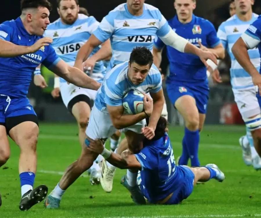 Los Pumas aplastaron a Italia en la gira europea