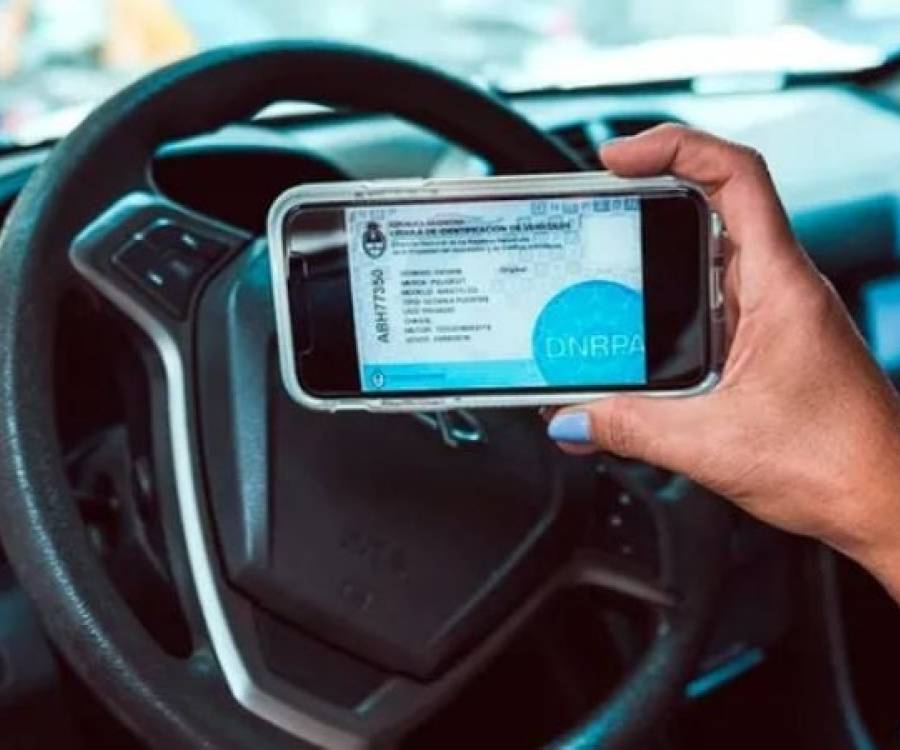 Comienza a regir la renovación digital de la Licencia de Conducir