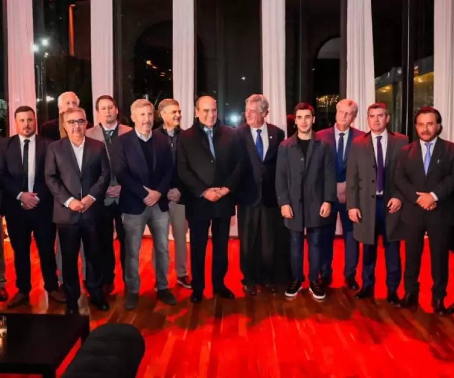 Raúl Jalil se encontró con Guillermo Francos en la Exposición Rural 2025