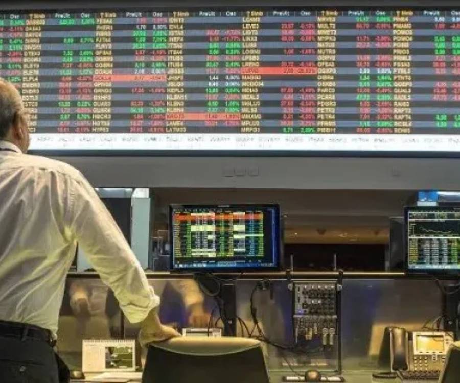 Suben los bonos y las acciones tras la mejora en la calificación de la deuda argentina