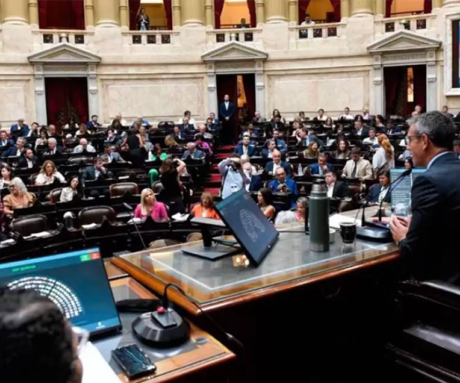 El Gobierno prepara el llamado a sesiones extraordinarias para antes del 10 de diciembre