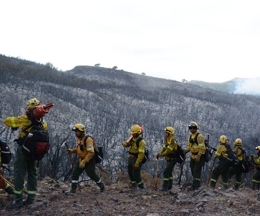 Se avecina un verano caliente en la cordillera patagónica y vuelve la amenaza de los incendios