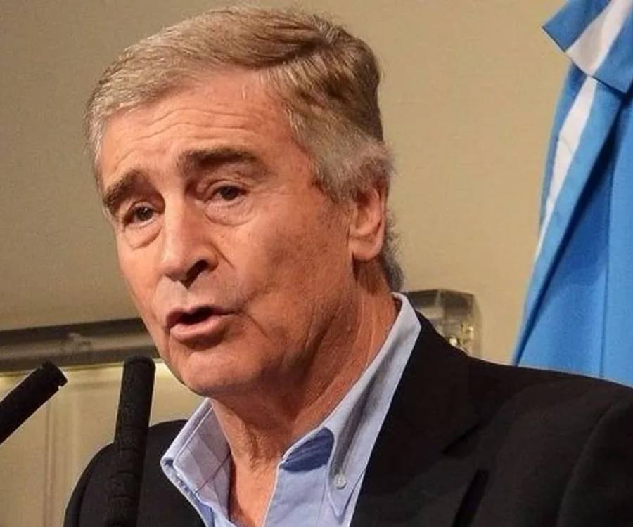 Oscar Aguad cuestionó la designación de Presti en Defensa: “La ley no lo permite, los militares no pueden mezclarse en política”