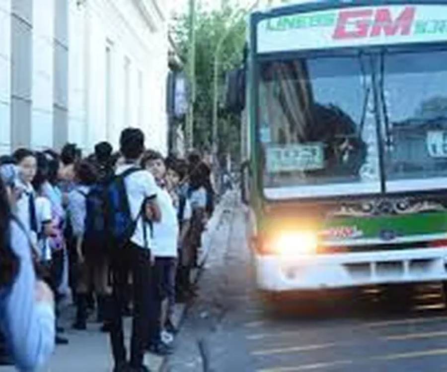 Aumento desde hoy en el boleto de colectivo el mínimo costará $1.250
