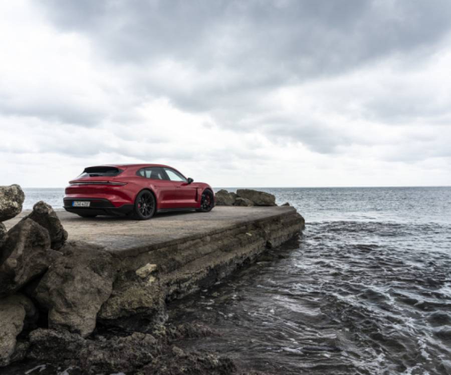 Porsche Taycan GTS: al infinito y más allá