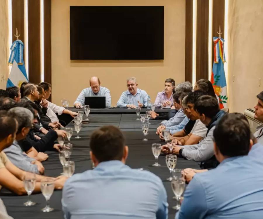 El Gobierno provincial destinó más de $29.600 millones a municipios entre 2025 y enero de 2026