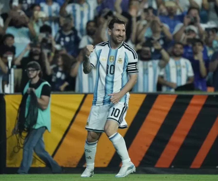 Argentina cerró su preparación para el Mundial con una goleada sobre Islandia