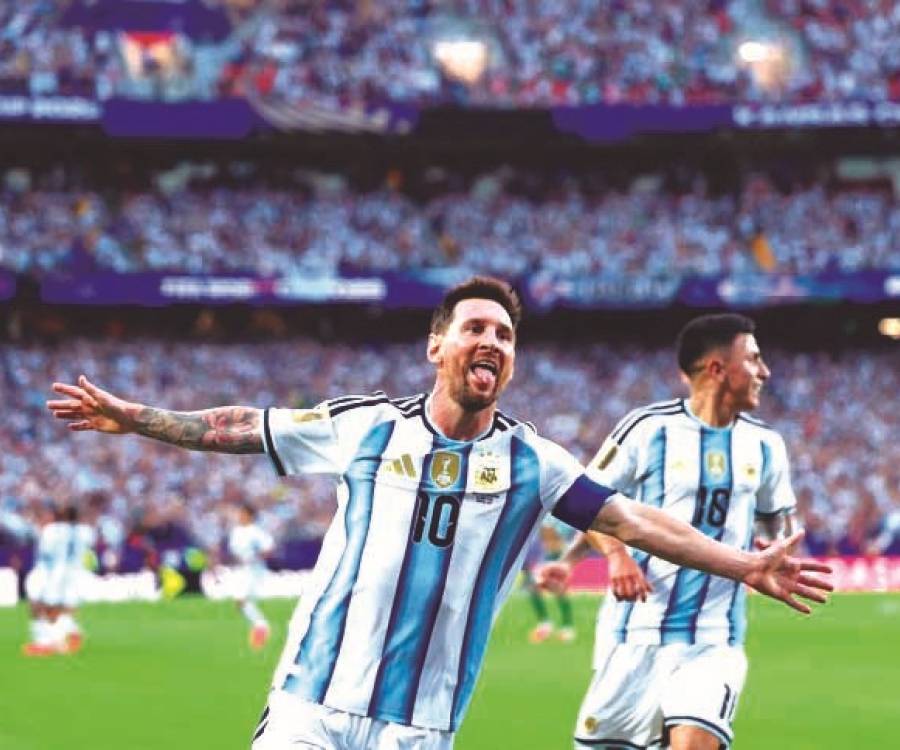 Messi brilló y Argentina le ganó a Argelia en su debut en el Mundial