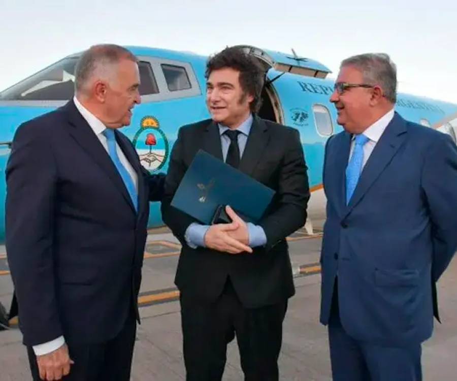 Raúl Jalil se encontrará en Tucumán con Javier Milei y Victoria Villarruel