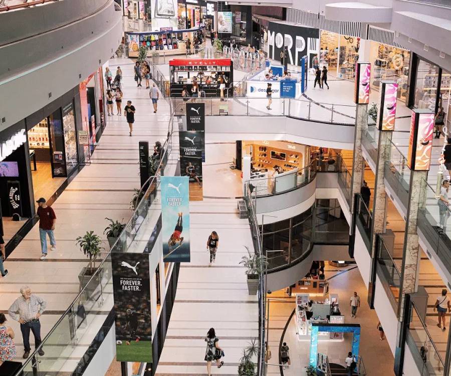 Caen las ventas de indumentaria pero llegan H&M, Kiabi y Victoria Secret: ¿qué está pasando en los shoppings argentinos?