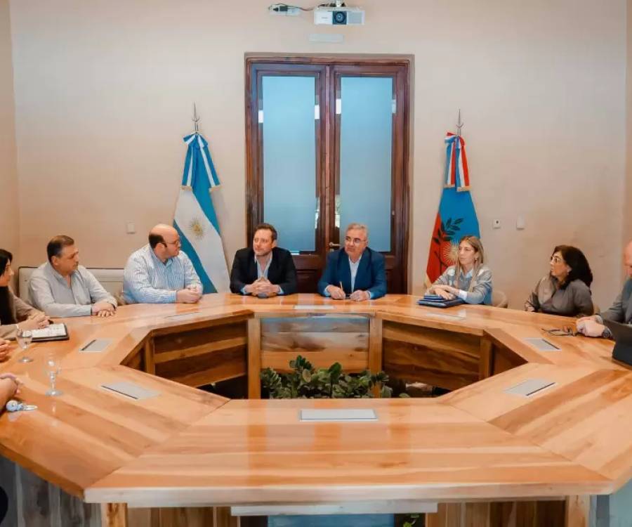 Gobierno y Círculo Médico trabajan para mejorar las prestaciones del sistema de salud
