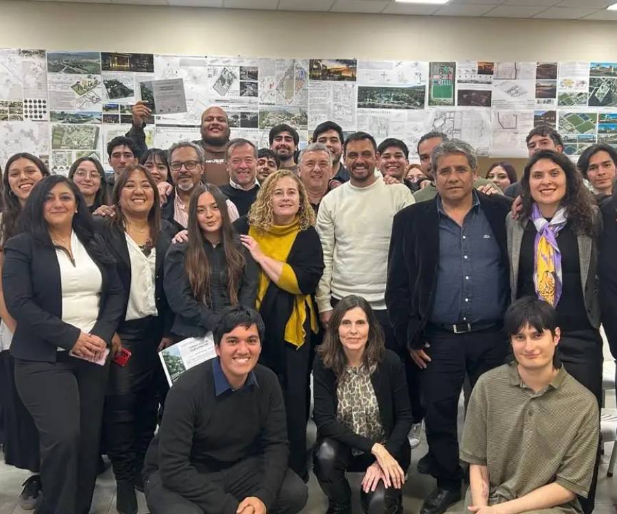Premiación del concurso de anteproyectos para estudiantes