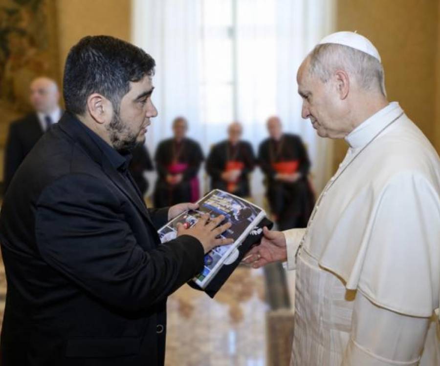 Le entregaron al Papa León XIV un durísimo informe de la gestión de Milei