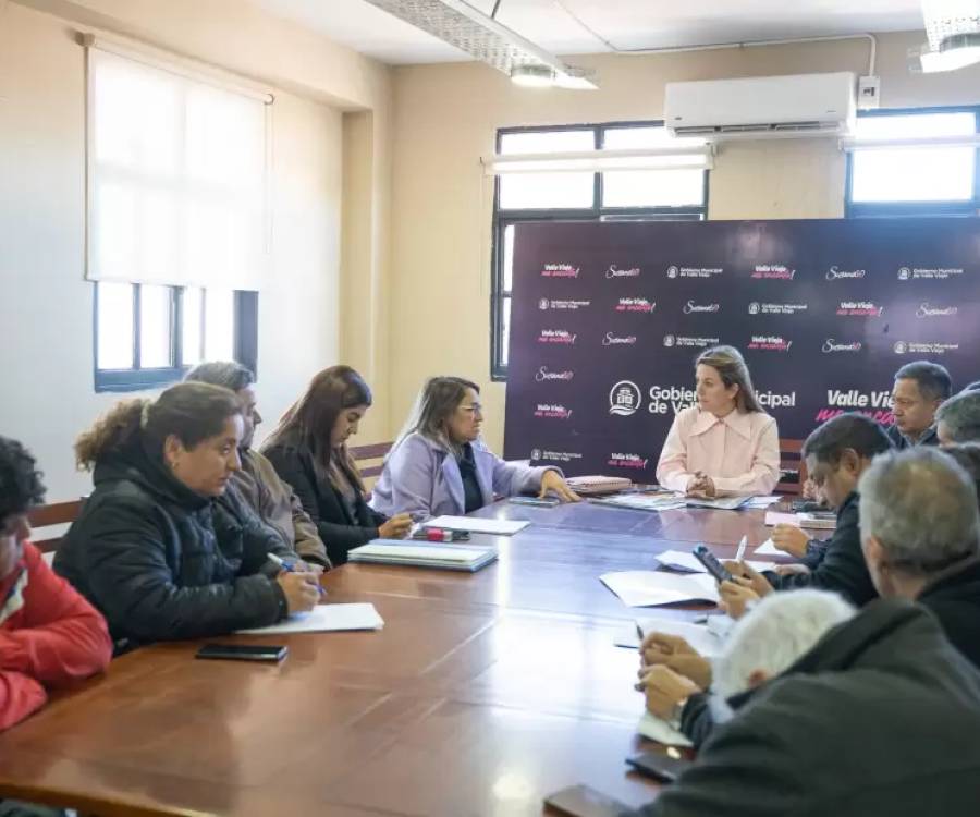 Valle Viejo acordó con los gremios un incremento de $120 mil para los municipales
