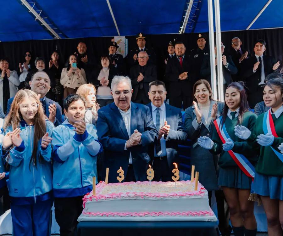 Raúl Jalil participó del cumpleaños de Pomán con inauguraciones de obras