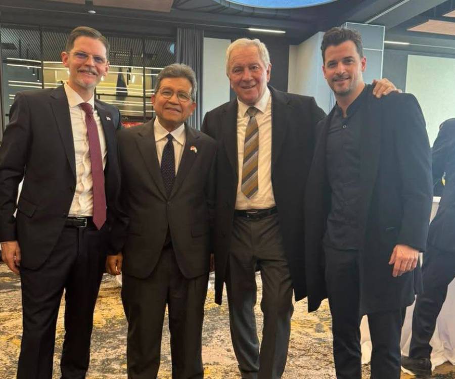 El Vicegobernador participó de la recepcion por el 77° aniversario de la Republica Popular de China