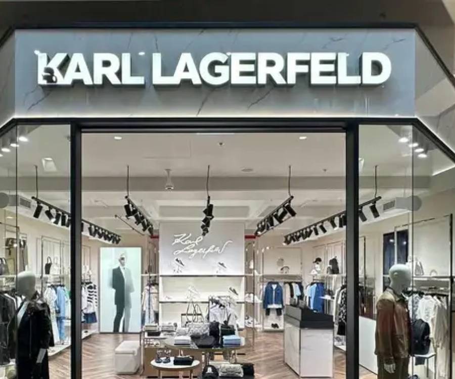 La marca de ropa francesa Karl Lagerfeld abrió su primer local en Argentina