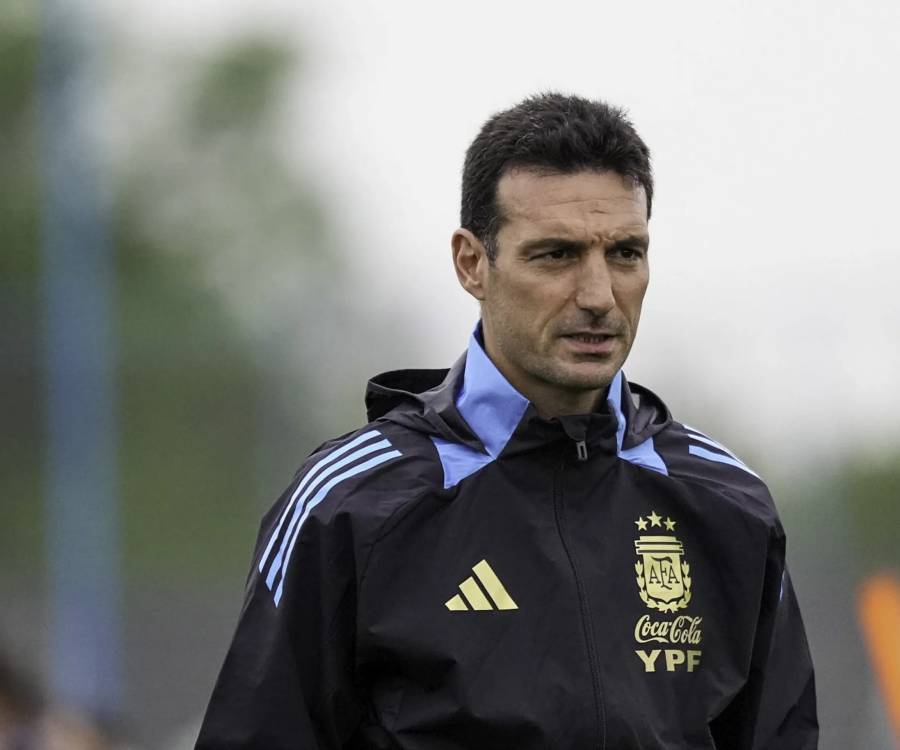 Scaloni llegó a un acuerdo con la AFA seguirá al frente de la Selección hasta 2030